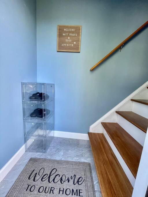 Brand New, Cozy, Modern, One-Bedroom Apartment Falls Church Exterior photo